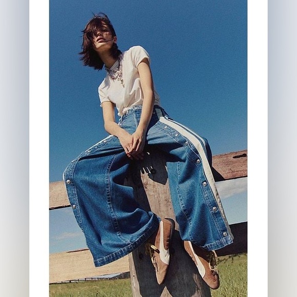 NWT Free People Wide Leg Snap Jeans – Size 26 - Picture 2 of 4